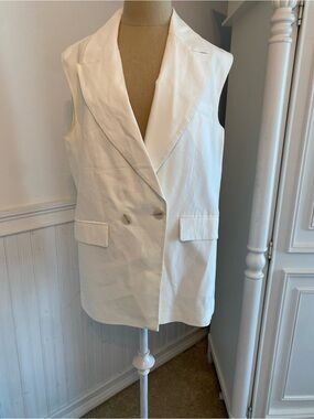 Zara White Sleeveless Blazer Vest